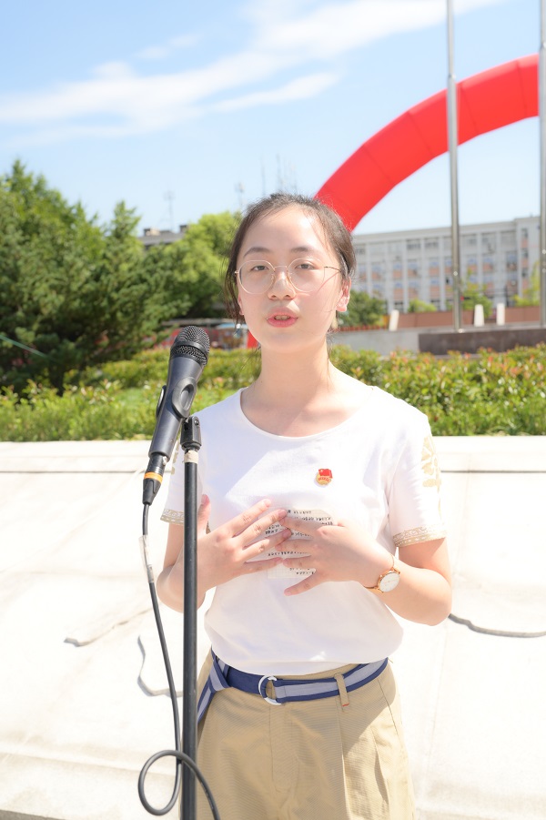 我与祖国共奋进——国旗下的演讲IMG_5469.JPG