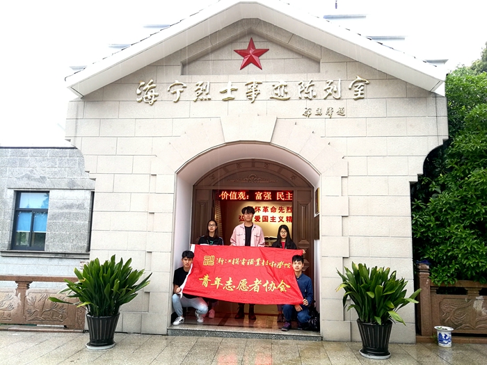 2_副本700.jpg 2_副本700.jpg