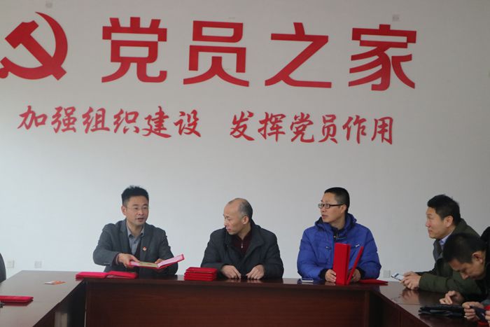 正文700-4.jpg